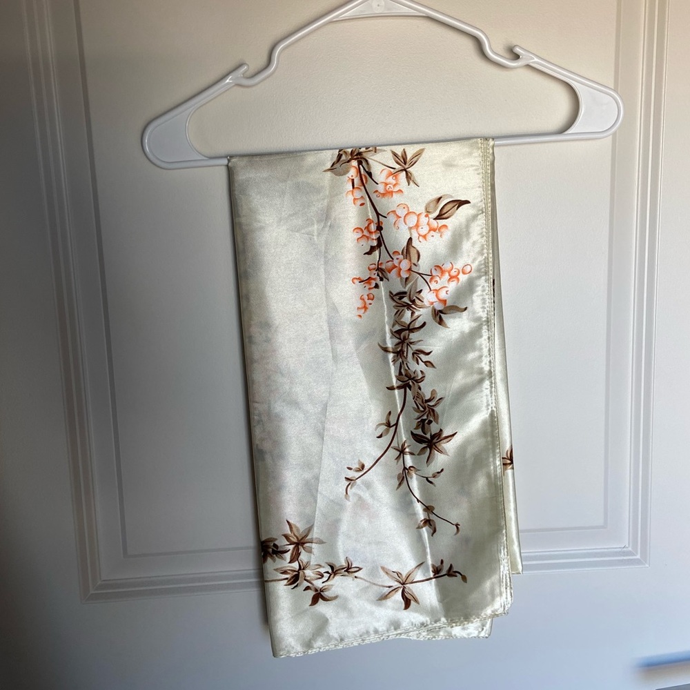 White scarf top